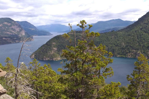 Bariloche: San Martin de los Andes along Route of 7 Lakes Guide in Spanish and Portuguese