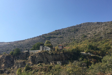 Krusevo, il monastero di Zrze e il villaggio di Babino da Skopje