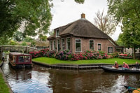Giethoorn, Village & National Park Canal Cruise with Coffee - Housity