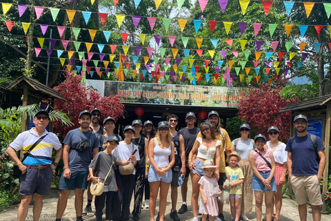 Phong Nha National Park: Paradise Cave Half-Day Tour Pickup in Hue and drop-off in Phong Nha