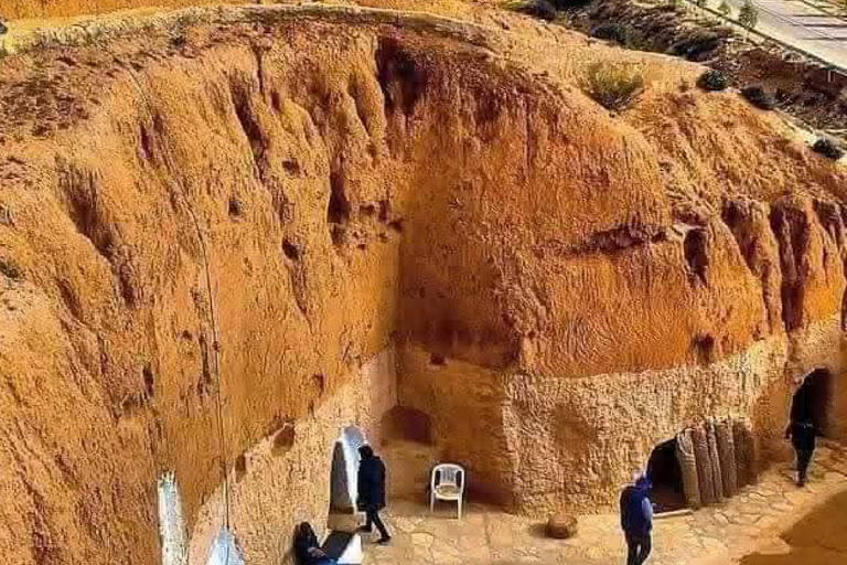 From Djerba: Desert Camp & Amazigh Villages Tour with Dinner