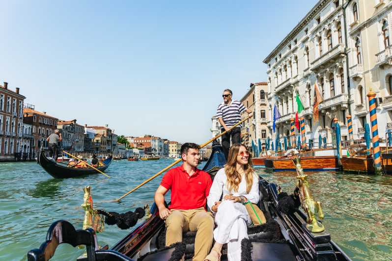 Venise : Promenade en gondole privée sur le Grand Canal