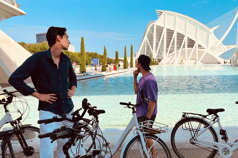 Fietstour met gids, historisch centrum en Ciutat de les Arts i les Ciències