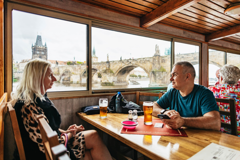 Prag: Stadens höjdpunkter med buss, båt och till fotsStandardresa på engelska (tvåspråkig) med start 10:00 eller 2:00