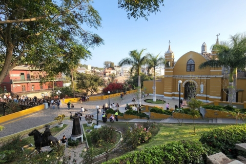 De Lima a Nazca: Viaje cultural privado de 8 díasGrupo privado de 7-10 viajeros