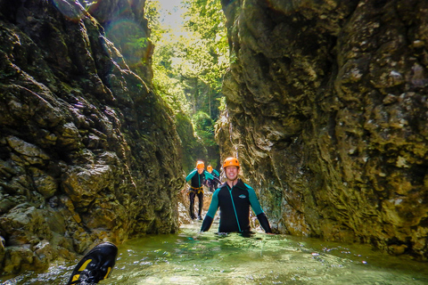 Aventure Bovec : Canyoning dans le parc national du TriglavBovec : canyoning dans le parc national du Triglav