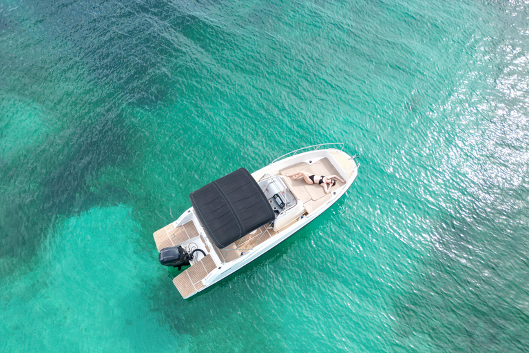 San Antonio: Tour Privado de Barco em Ibiza com Paddle Surf e SnorkelSan Antonio: Passeio de barco de dia inteiro em Ibiza com Paddle surf e Snorkeling