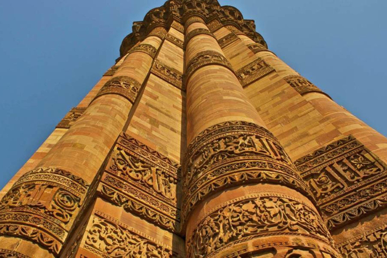 Private Old & New Delhi Tour with Female guide, Car & Lunch All included