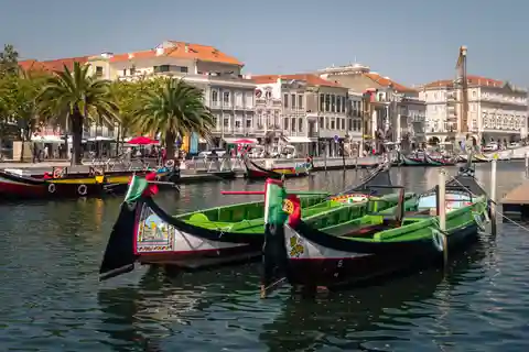 Aveiro: Flexibele wandeltour vanaf het treinstation