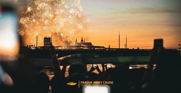 Prague: New Year&#39;s VIP Boat Party with After-Party in Epic Club