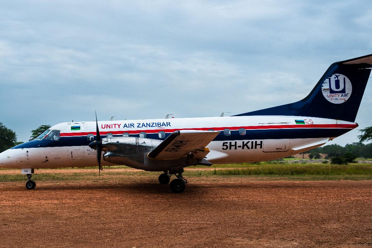 Vanuit Zanzibar: Selous G.R. safari met overnachting en vluchtengedeelde safari