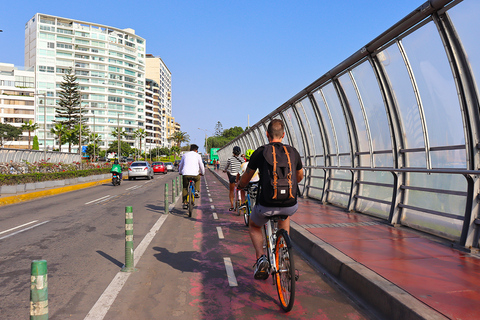 Lima: Tour in bicicletta nei quartieri di Miraflores e Barranco