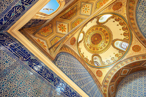 Topkapi Palace Guided Tour with Harem & Skip-the-Line Entry