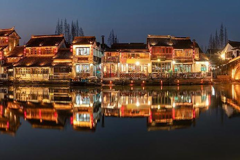 Shanghai: Zhujiajiao Small Tour with Boat Ride & Gardens Shanghai: Zhujiajiao Small Group Tour with Boat Ride&Gardens