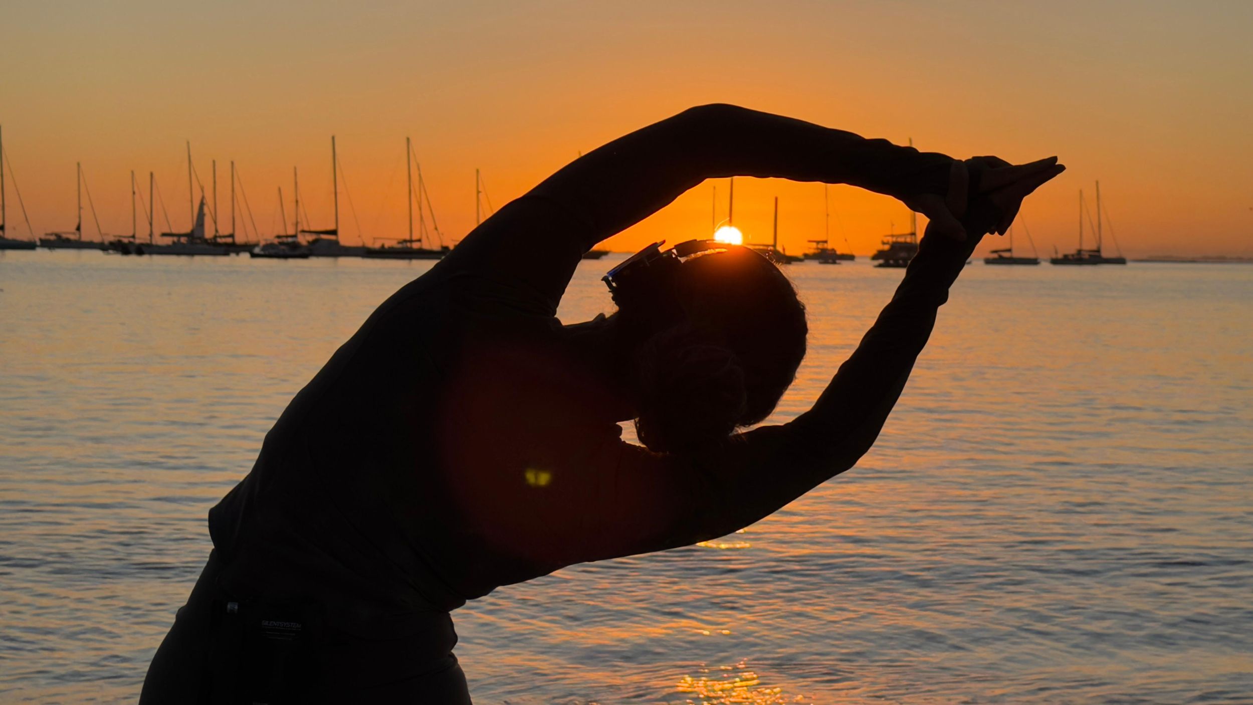 Stilles Yoga am Strand, morgens · Corralejo