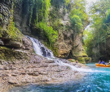 Kutaisi: Prometheus Cave & Martvili Canyon Guided Tours