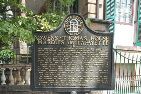 From Charleston: Savannah Historic District Day Tour