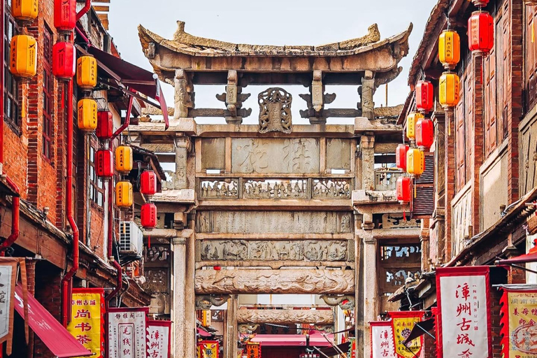 From Xiamen: Zhangzhou Tour with Mansions, Old Town & Craft Guide for other languages