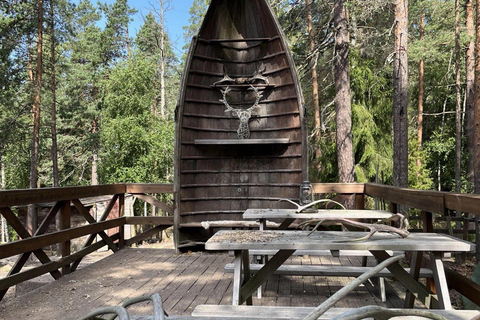 赫尔辛基：国家公园之旅含驯鹿农场探访赫尔辛基：国家公园之旅，含驯鹿农场参观