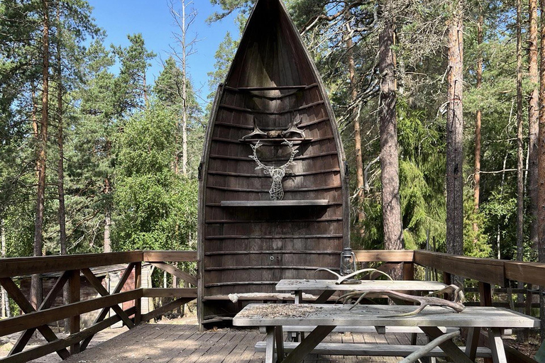 赫尔辛基：国家公园之旅含驯鹿农场探访赫尔辛基：国家公园之旅，含驯鹿农场参观