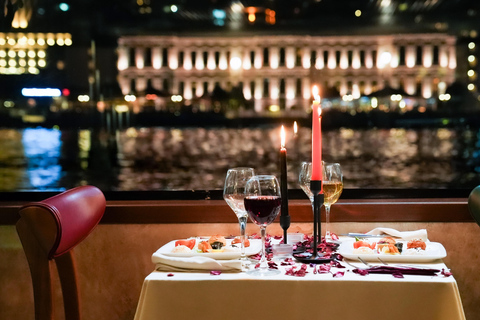 Istanbul: Luxury Dinner Cruise Pickup Include Menu + Soft drinks + Meeting point