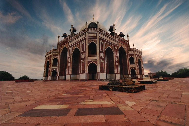 De Délhi:-Privet Tajmahal Agra Fort e Baby Taj Day TripEssa opção inclui transporte e guia.