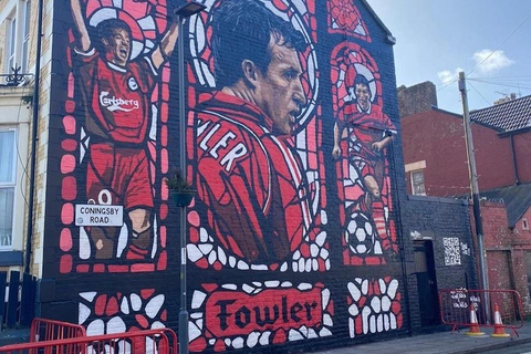 Liverpool: LFC Mural & Anfield Guided Tour with Local Fan
