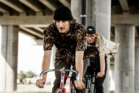 Bucareste: Passeio turístico de bicicleta. Descansa de bicicleta!