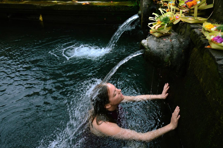 Tirta Empul : Balinese Home & Sacred Melukat Purification
