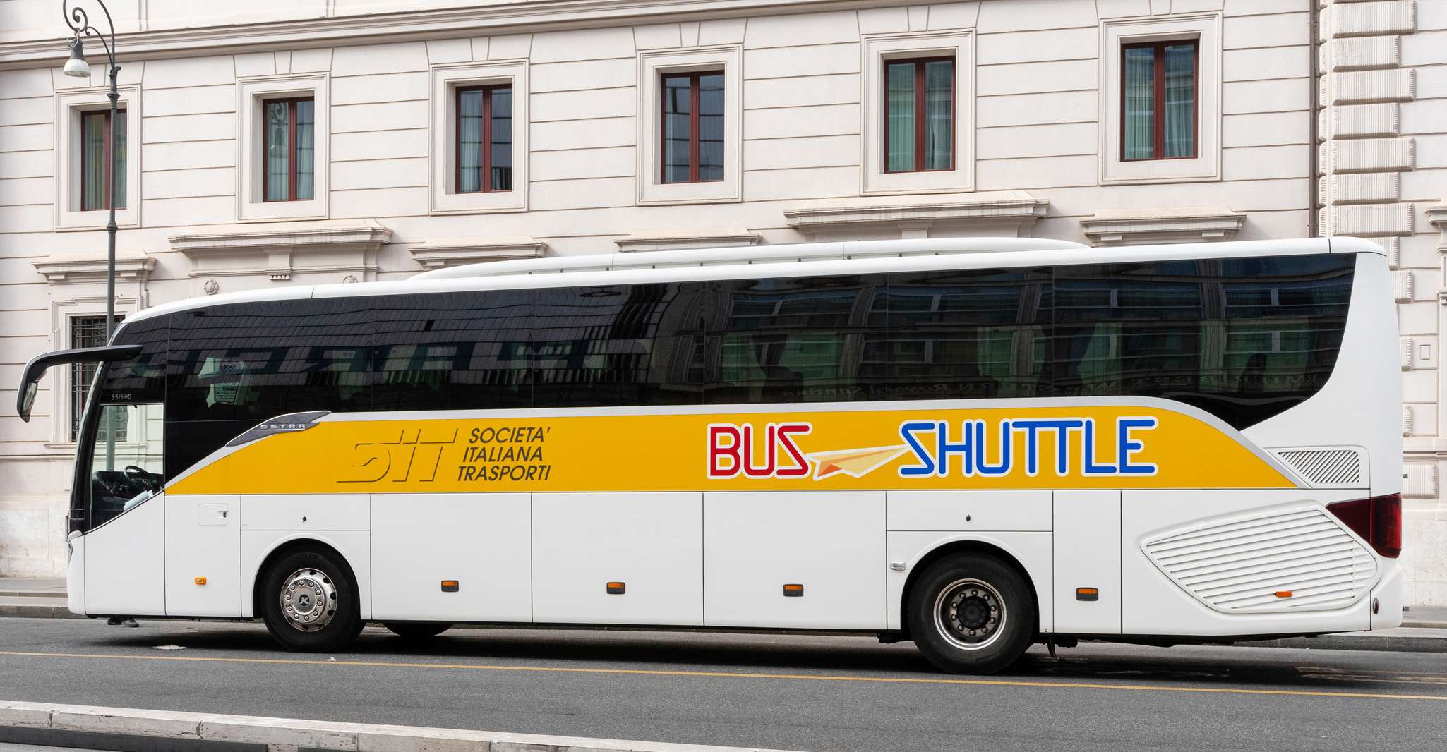 Rome, Shuttle Bus Transfer to or from Ciampino Airport - Housity