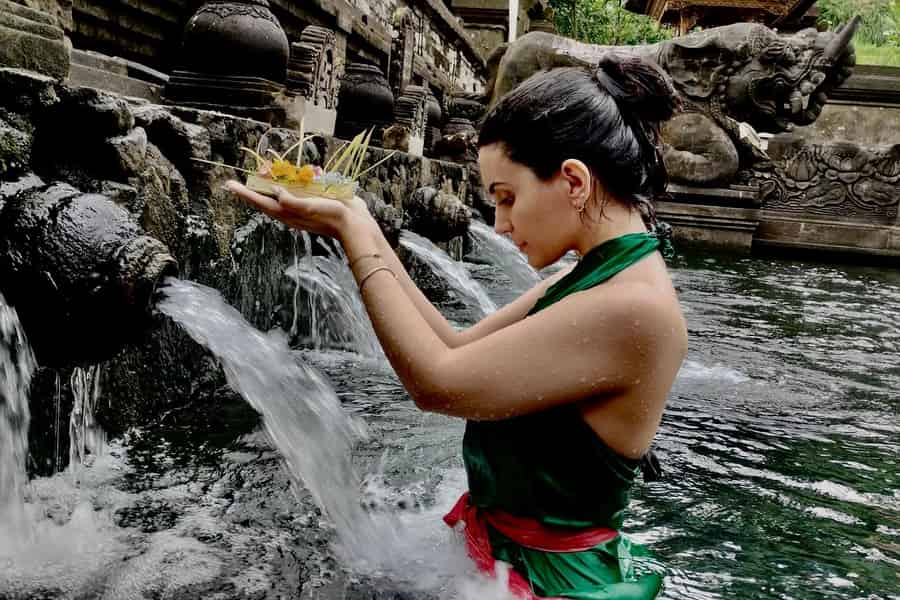 Tirta Empul: Tempeltour mit optionaler spiritueller Säuberung. Foto: GetYourGuide