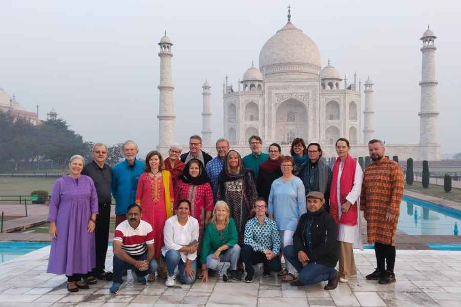 Vom Flughafen Delhi: Layover Taj Mahal Tagestour mit dem Auto