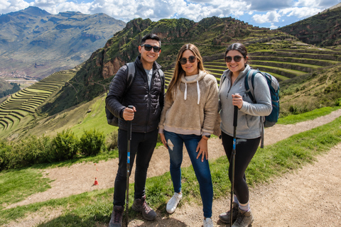 Cusco: Inca Valley Journey to Machu Picchu in 2 Days. Tourist Train with Standard Hotel