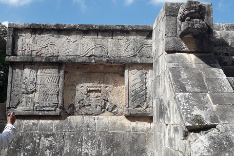 Cancun: Chichen Itza wczesny dostęp i katamaran Isla MujeresTylko katamaran na Isla Mujeres (bez transportu)