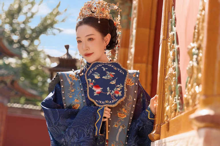 Beijing: Traditional Chinese Costume Makeover & Photo Shoot