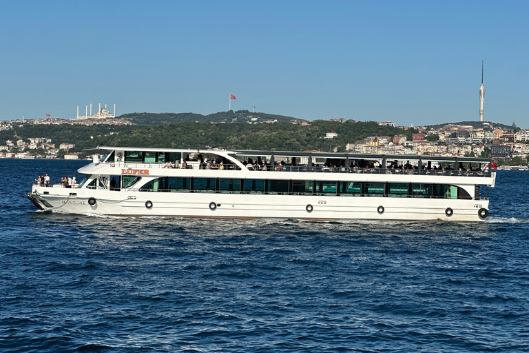Istanbul: New Year's Eve Bosphorus Cruise w/ Dinner Option VIP Dinner Menu, Alcoholic Drinks, and Hotel Transfer