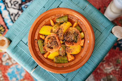 Clase de cocina de tajín de Marrakech con un lugareñoClase de cocina en grupo