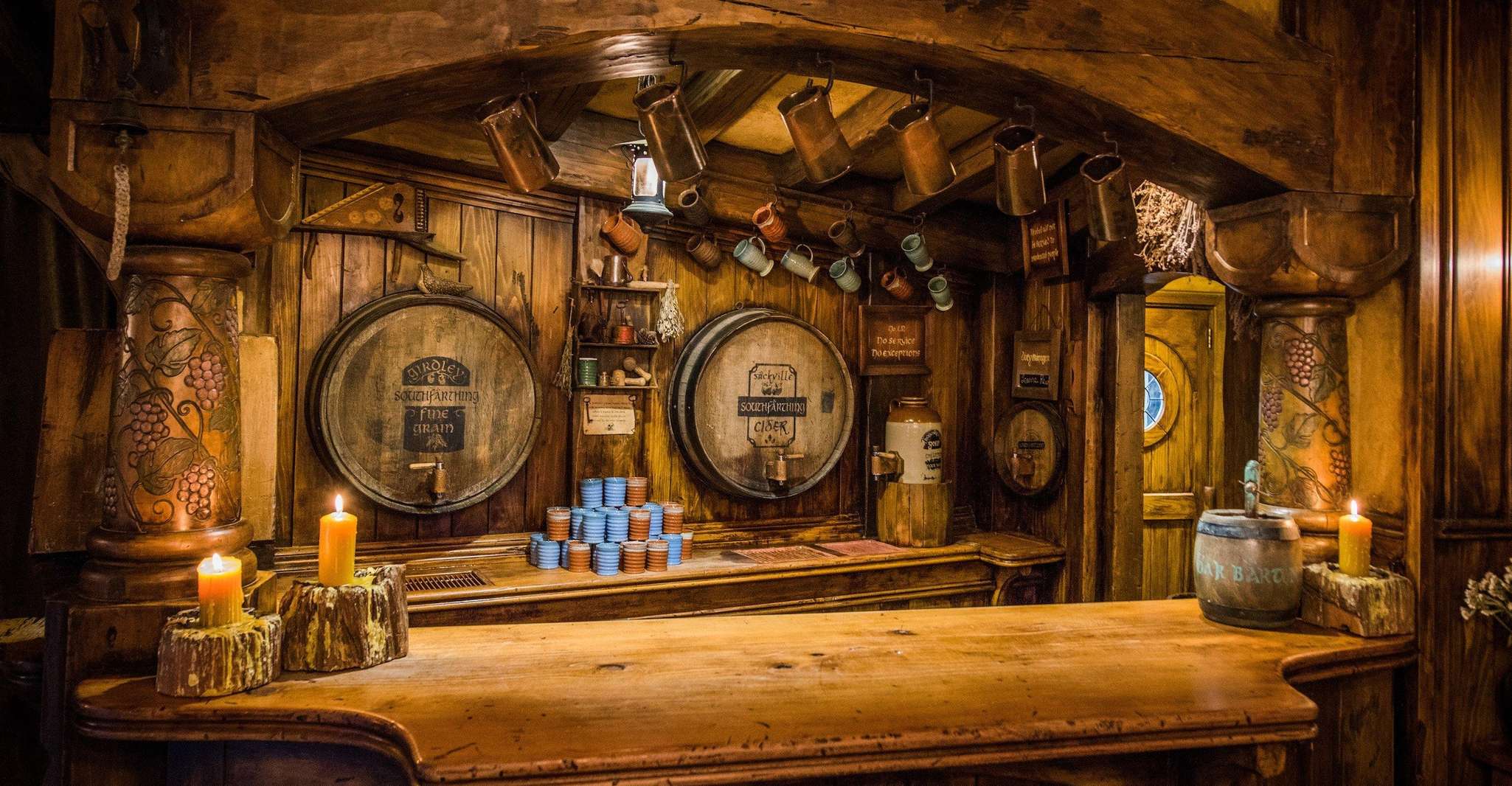 Hobbiton Movie Set Tour to Hamilton garden and Waitomo caves - Housity