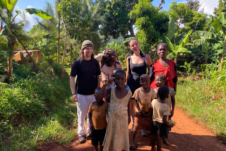 Kampala: 2-Day City Tour, Lake Victoria Cruise, Village Walk