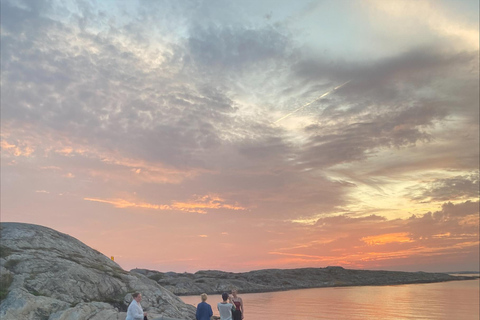 Gothenburg: Brännö and Galterö Guided Hiking Tour with Fika