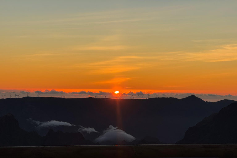 Madeira: Sunset at Pico Arieiro and the Stairway to Heaven Madeira: Sunset at Pico Arieiro and Escadaria do Céu
