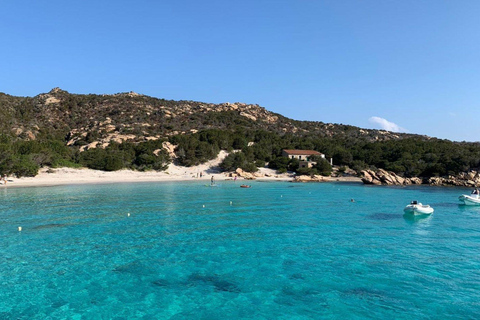 Rubber dinghy tour in Corsica