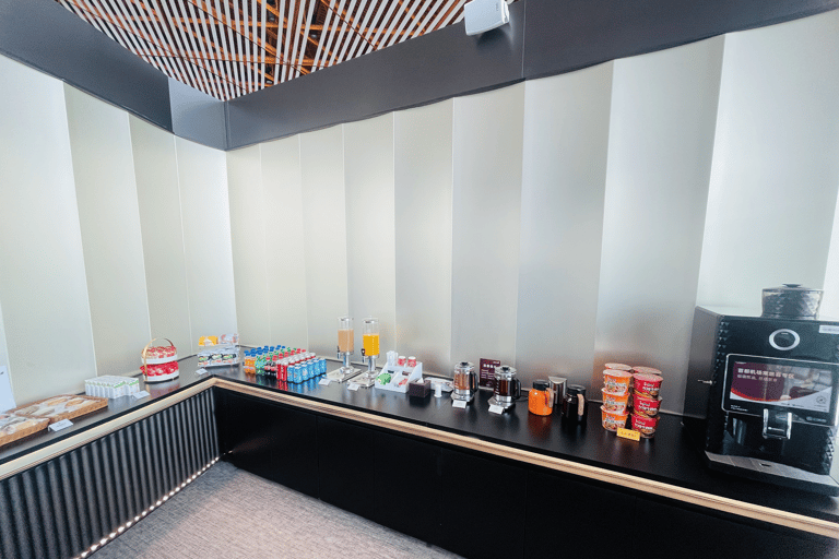 Beijing: Daxing International Airport CHUM Lounge Access Main Terminal Domestic Departure: CHUM VIP Lounge