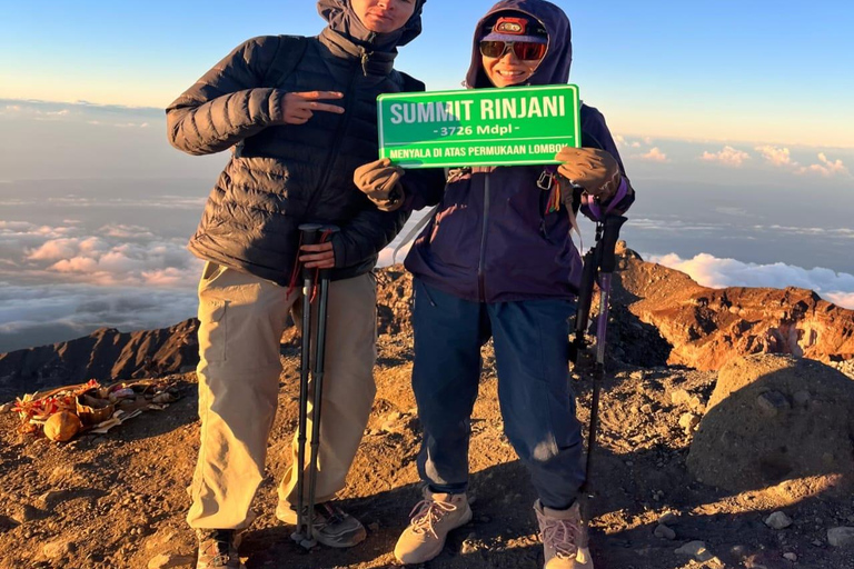From Sembalun: Mount Rinjani 2-Day Trek with Accommodation Mount Rinjani 2-Day Trek with Accommodation