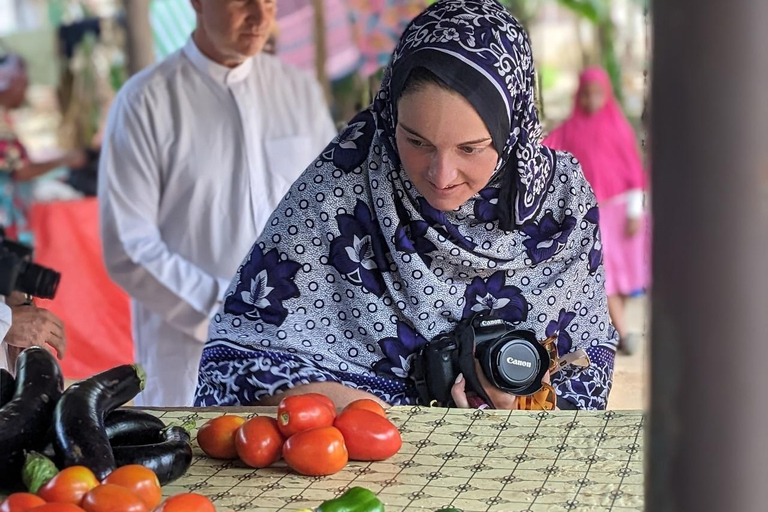 桑给巴尔：穆尤尼村之旅和姆滕德海滩放松体验私人观光（含接送服务）