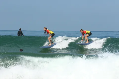 Biarritz: Surf lessons on the Côte des Basques beach