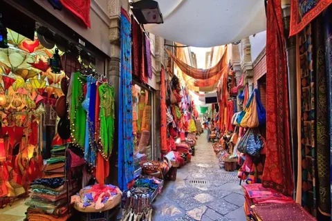 Vibrant Markets of Varanasi (2 Hours Guided Walking Tour)
