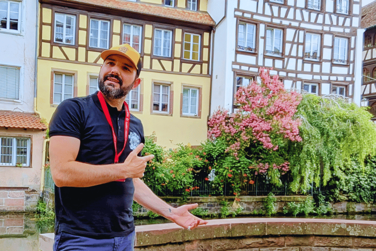 Strasbourg: Walking tour and tasting | Official local guide Strasbourg: Walking tour | Small shared group | French language