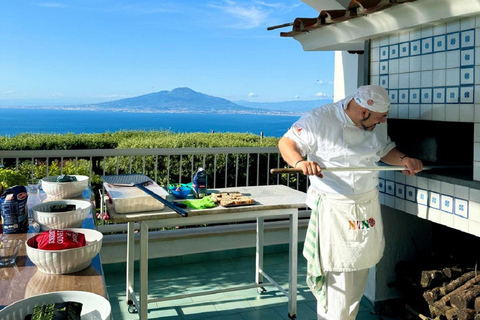 Sorrento: Pizza Making Class with Nino