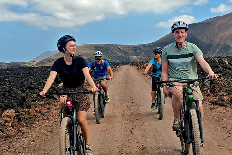 Lanzarote: Guided ebike tours of the Timanfaya volcanoes